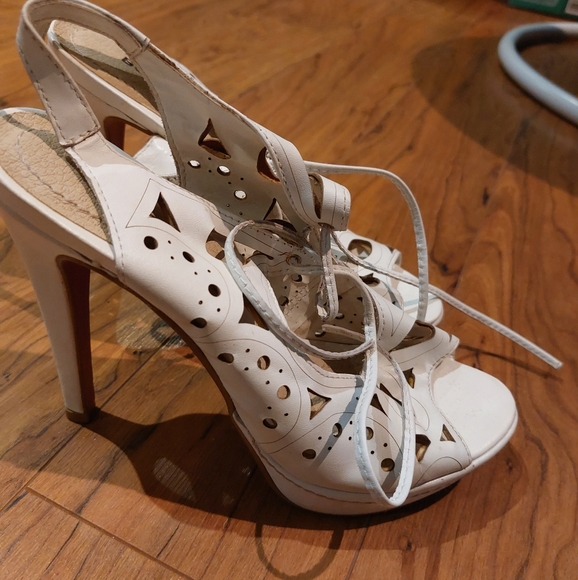 Bottero White Leather Stilettos made in Brazil - Picture 3 of 4